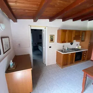  Hébergement de vacances Villino Alfeo Italie